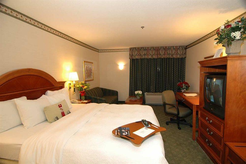Hotel Hampton San Francisco Airport 3*